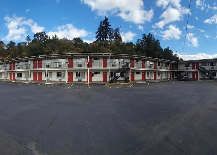 Kalama Hotel