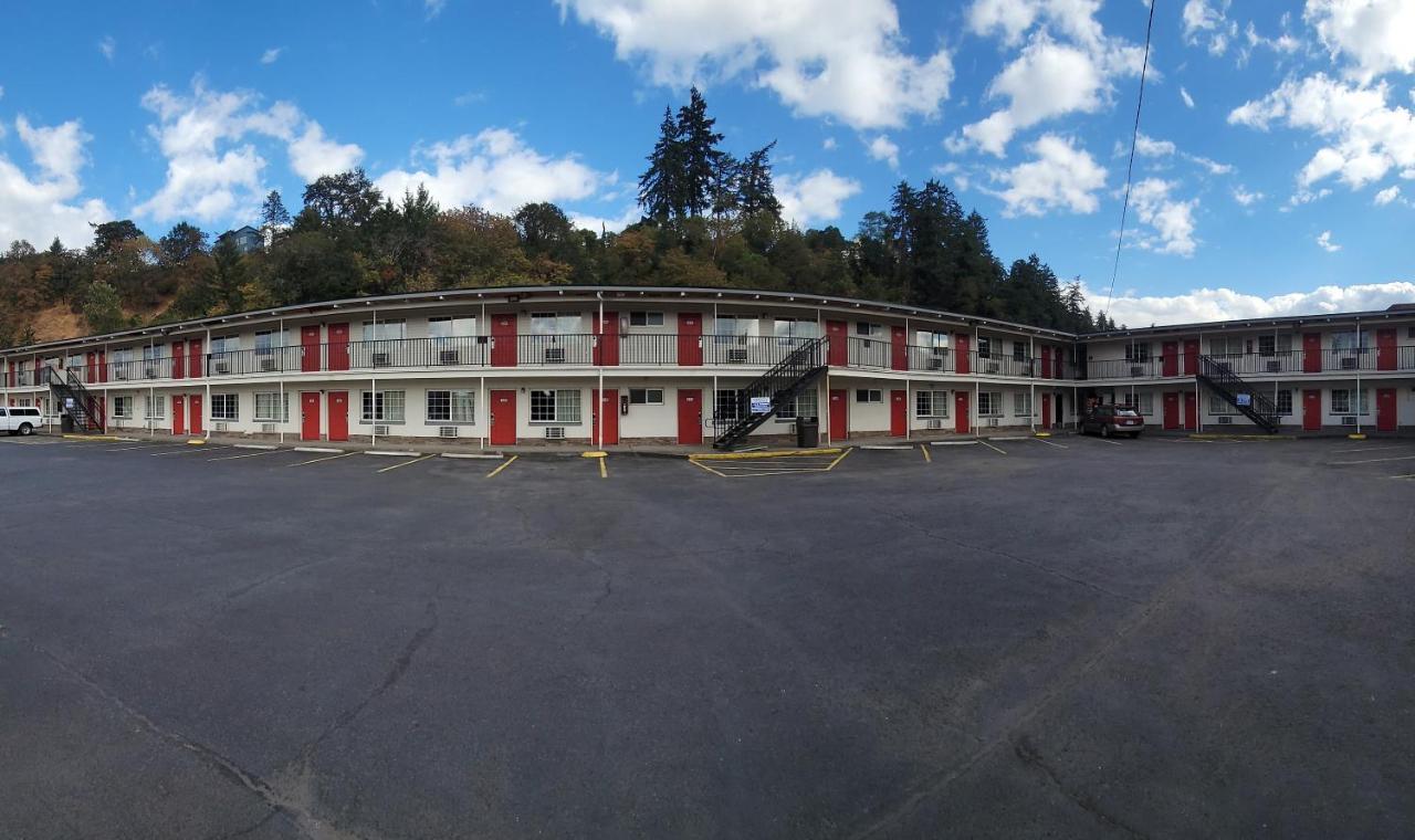Hotel Kalama Hotel 4*